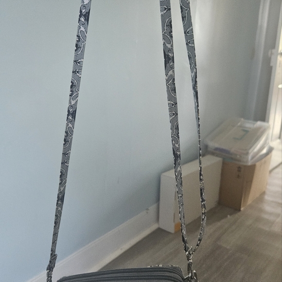 Vera Bradley Crossbody Wallet - Picture 6 of 8